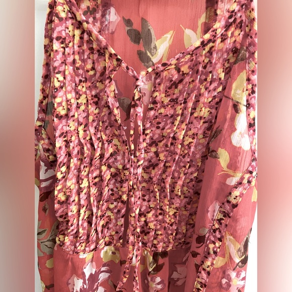 🦋 2 / $27. 🦋 Jacob Size Small Floral Orange & multicolour sleeveless blouse. - Picture 2 of 5